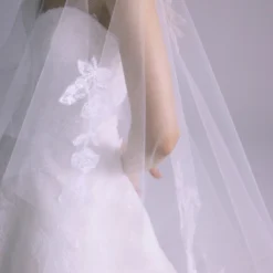 A852PO - Long Veil Cape