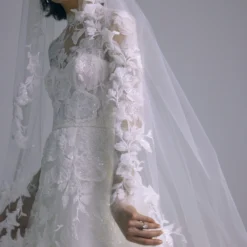 AVA855 - Embellished Cathedral Veil