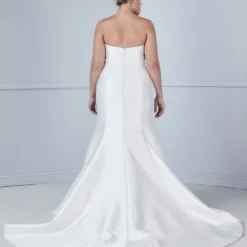 Weston -Bridal Shop AmsaleBridal WESTON A766 FittoFlare Strapless Buttons SilkWool Back scaled