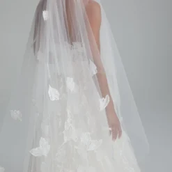 AVA845 - 3D Leaf Cathedral Veil