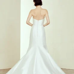 Weston -Bridal Shop l2 a766 weston 088 9ad544d8 f3ae 4b30 b516 3a35ea42549e